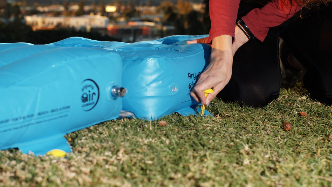 Inflatable Foot Cushions: How to Prevent Leg Pain and Swelling During Travel